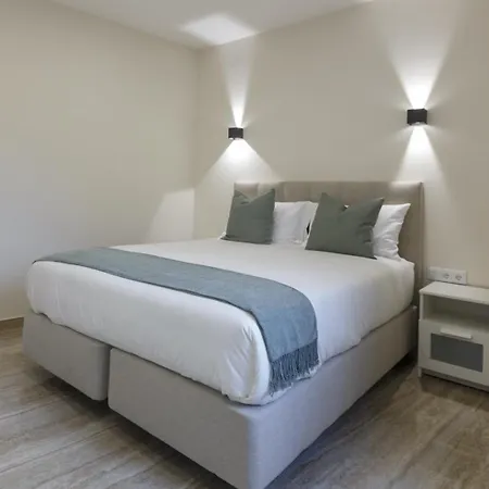 Solar Mendonca * Faro