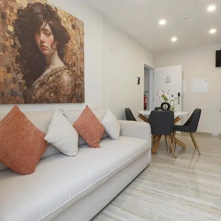 Solar Mendonca Boutique